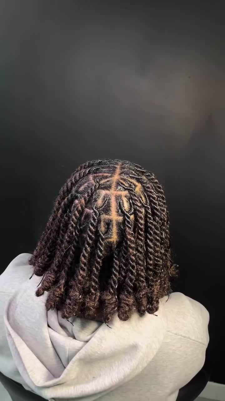 Vidéo Fulani lemonade braids chez by magique hairr