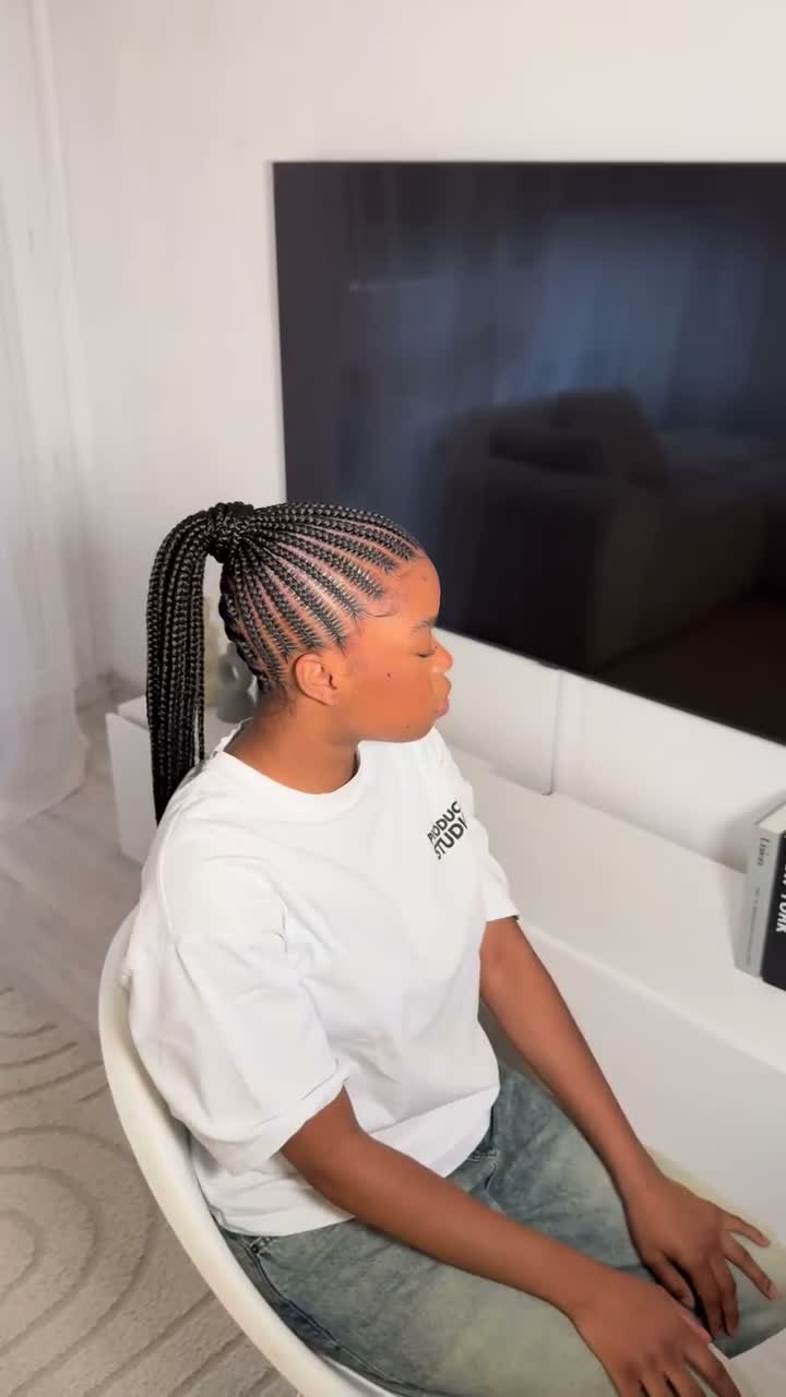 Vidéo Cornrows / Tresses plaquées chez G L O R Y COIFFURE
