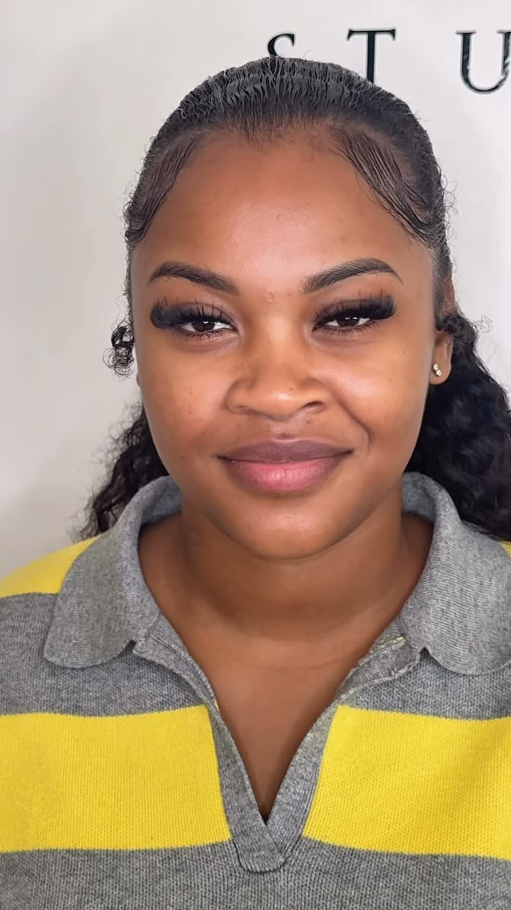 Vidéo Pose Whipsy chez Nourya Lashes