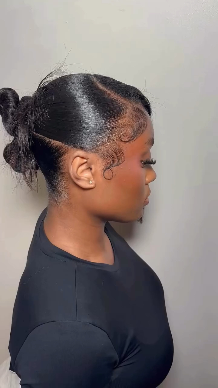 Vidéo Ponytail barbie chez PLDA HAIR