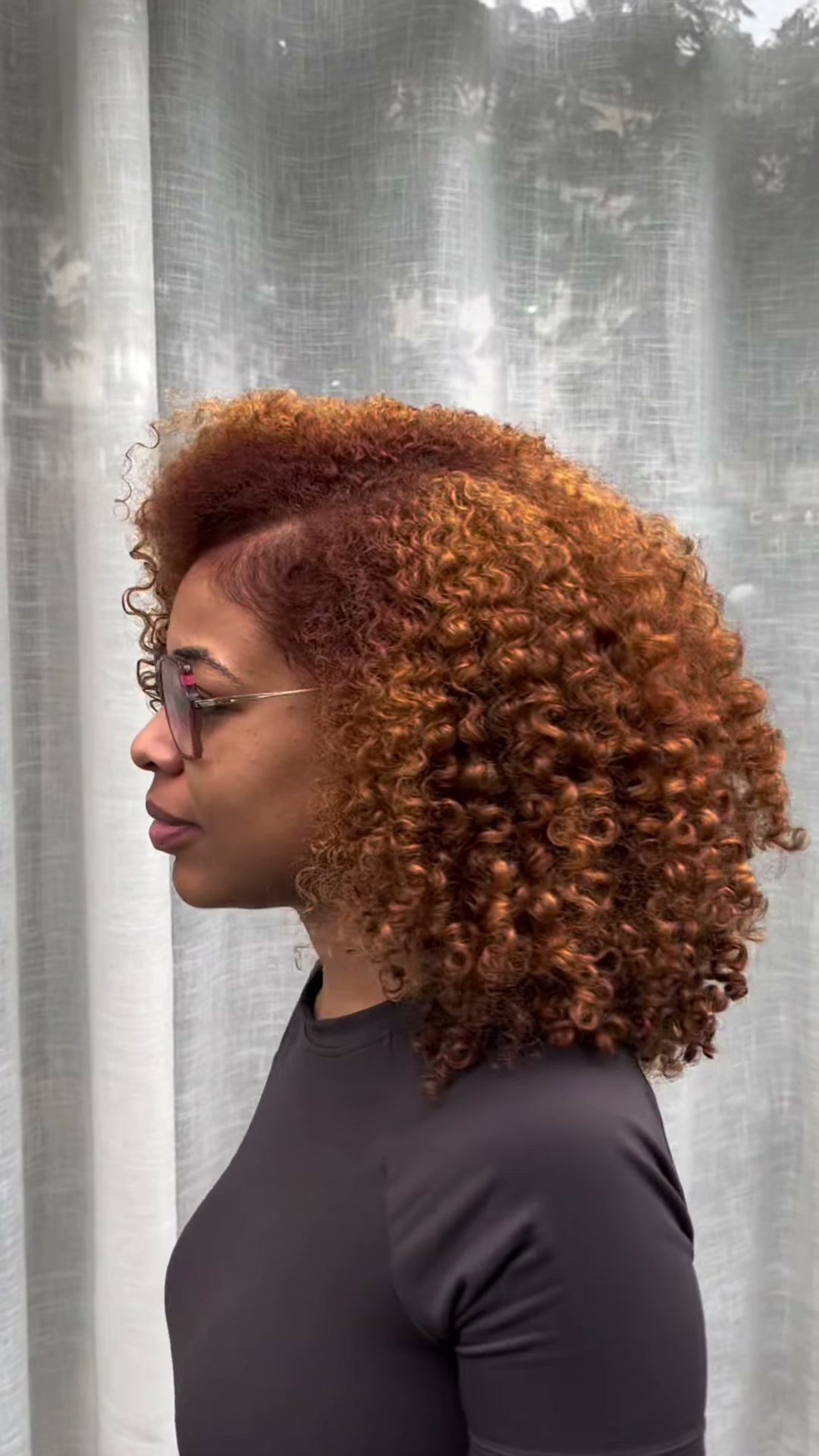Vidéo Coloration UNI - Cheveux longs chez Afrikan cut🌟