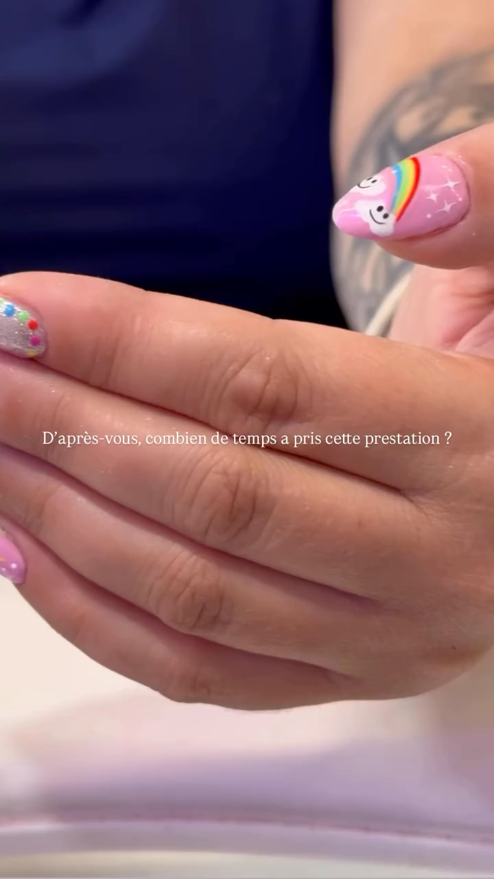 Vidéo Nail Art chez Rouge Paris 8