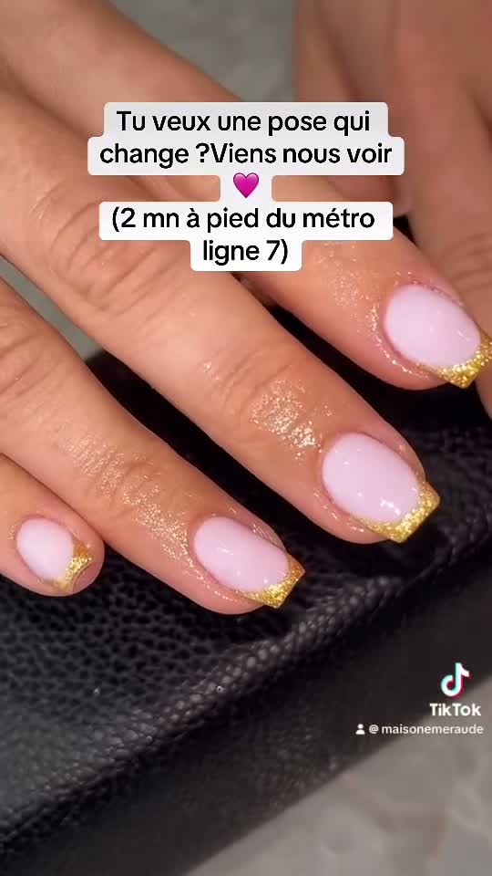 Vidéo Gainage sur ongles naturels chez Maison Emeraude