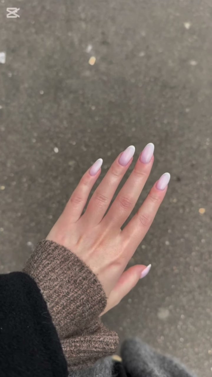 Vidéo Mains - Soins des ongles express et Pose de vernis semi-permanent chez Rouge Paris 17 Batignolles