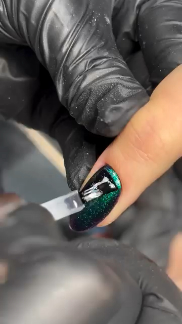 Vidéo Remplissage Sculte en base nude + vernis semi permanent chez STUDIO D PARIS - MANUCURE RUSSE