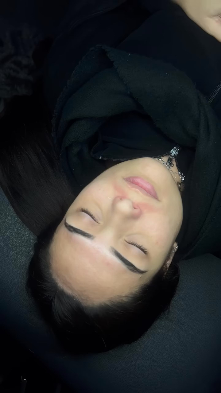 Vidéo Hybride chez Preciosa Lashes