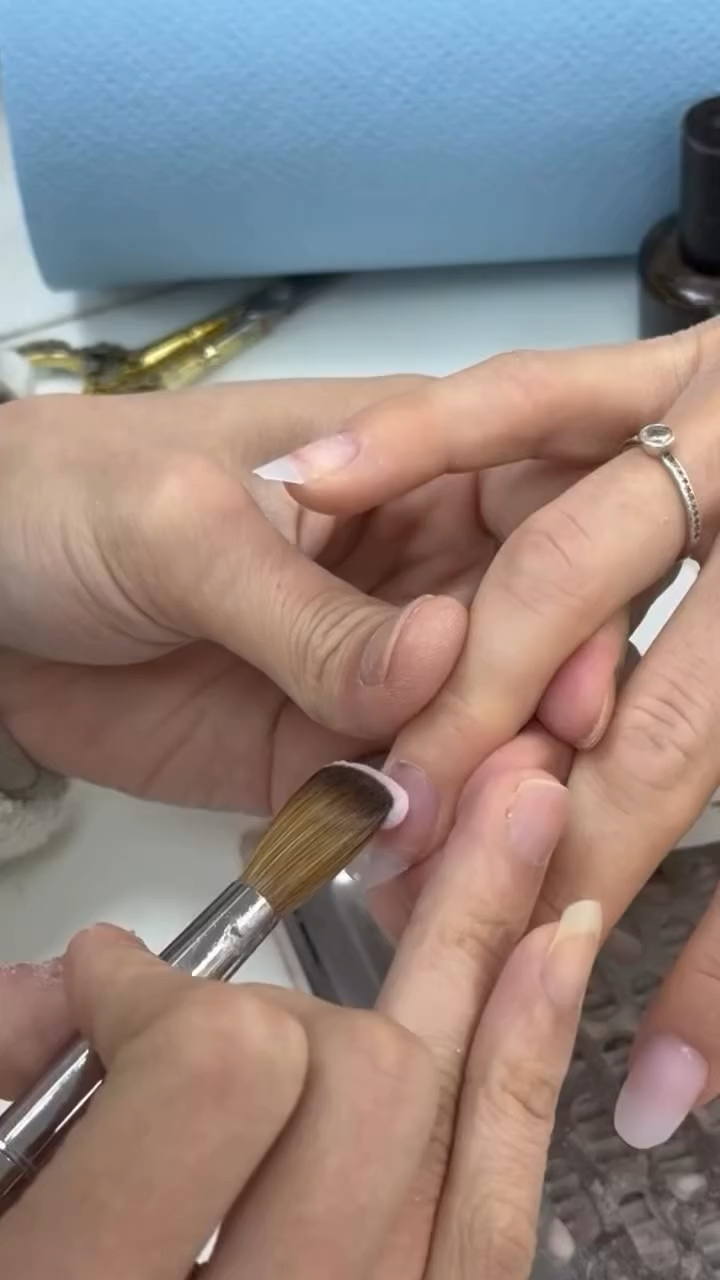 Vidéo Tissage chez Elle Beauty