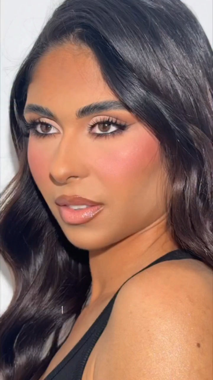 Vidéo Makeup chez Blushbyines