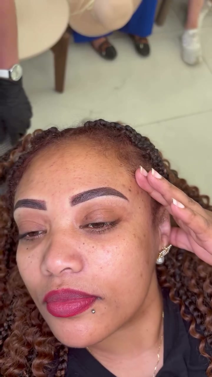 Vidéo Microblading : 110€ au lieu de 230€ chez Studio Elle Paris