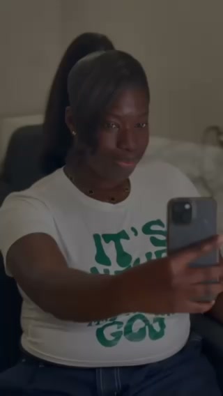 Vidéo Lissage + Ponytail chez Velvety Paris