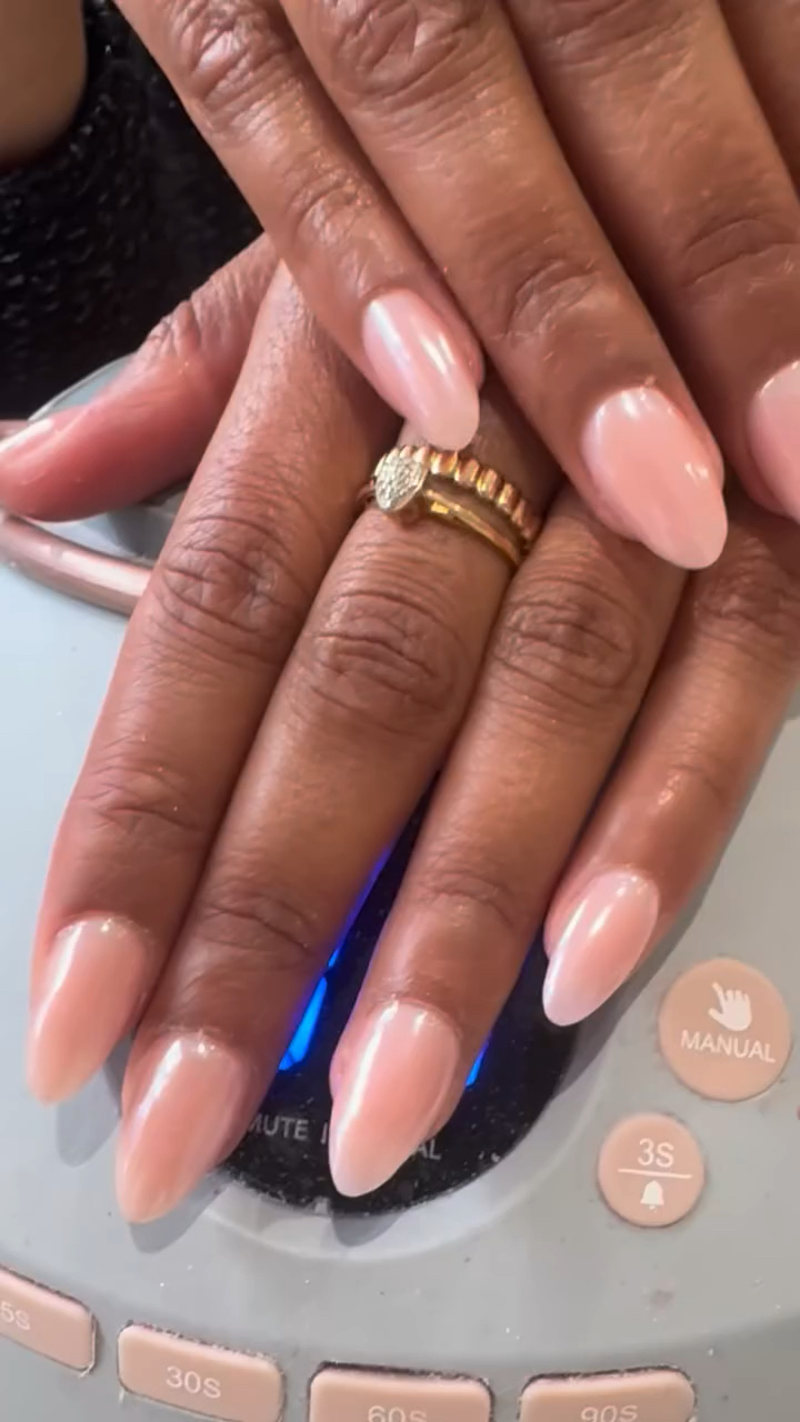 Vidéo Remplissage de gel chez DH nails