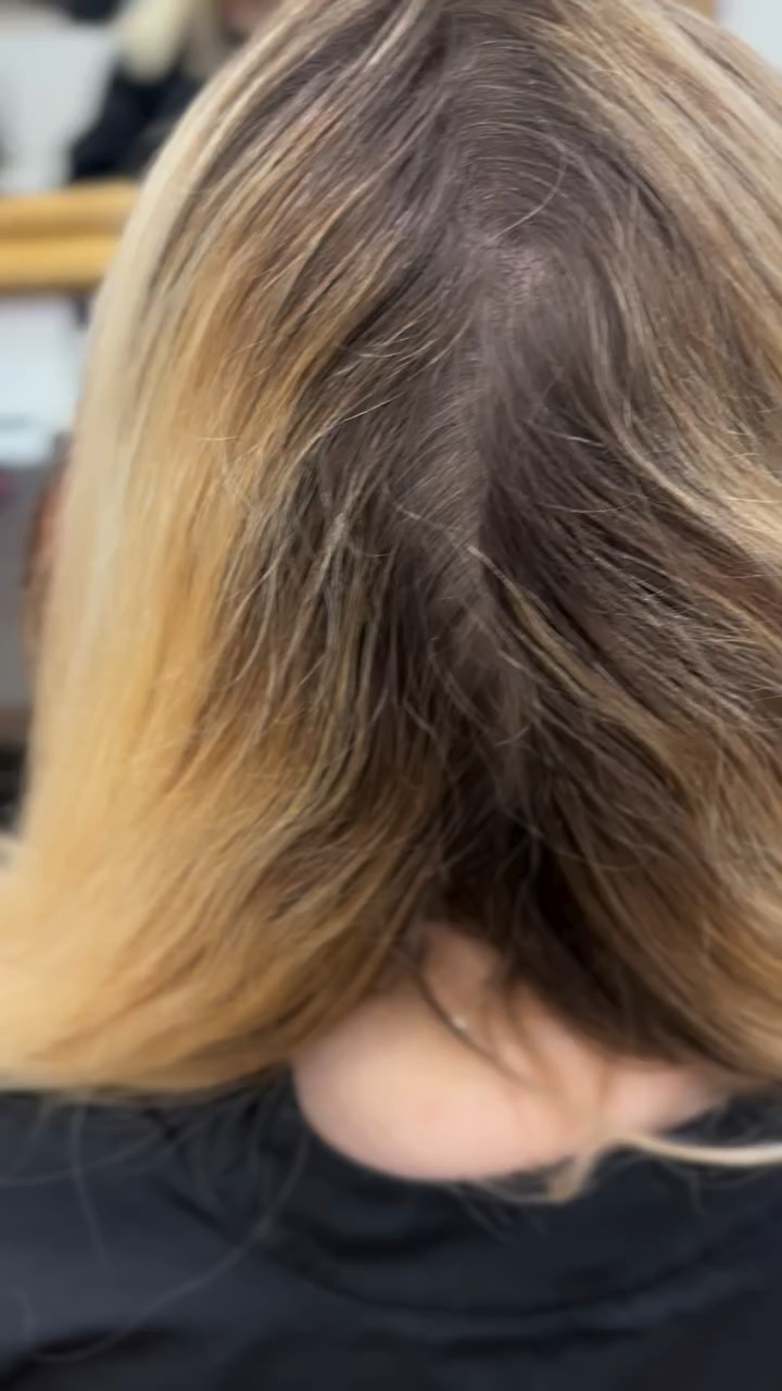 Vidéo Balayage chez Ophelyat Coiffure coloriste