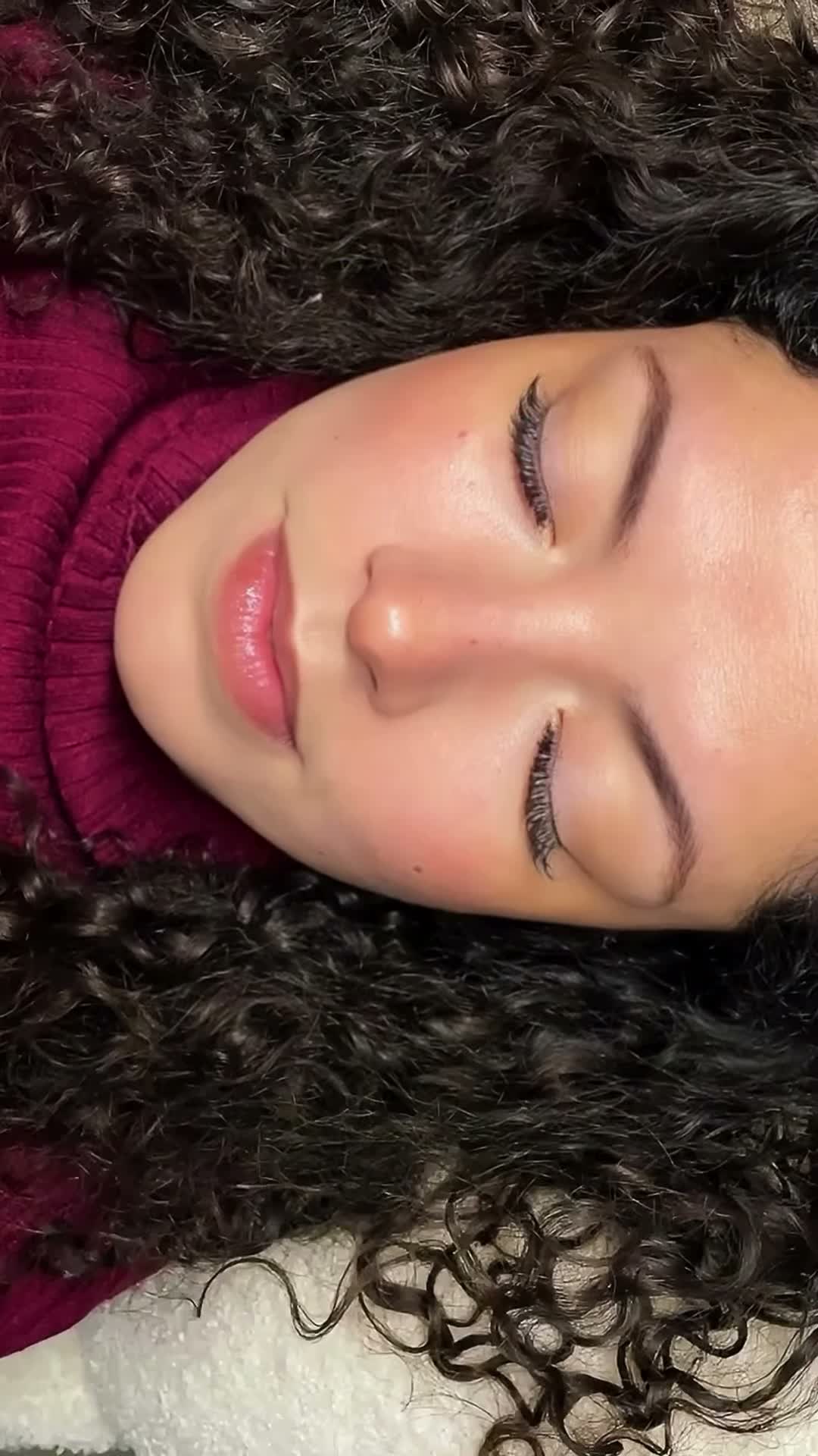 Vidéo Cil à cil - Effet naturel sophistiqué chez Dr Cils