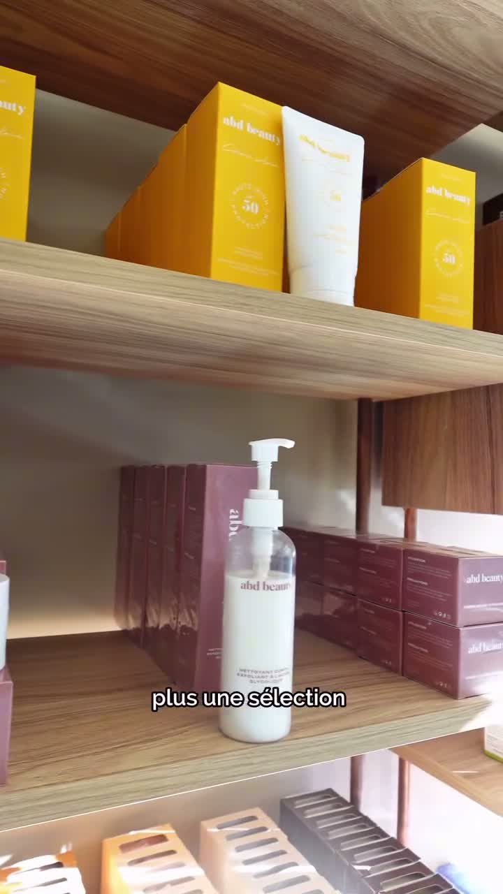 Vidéo Peeling + nanoneedling chez ABD Beauty