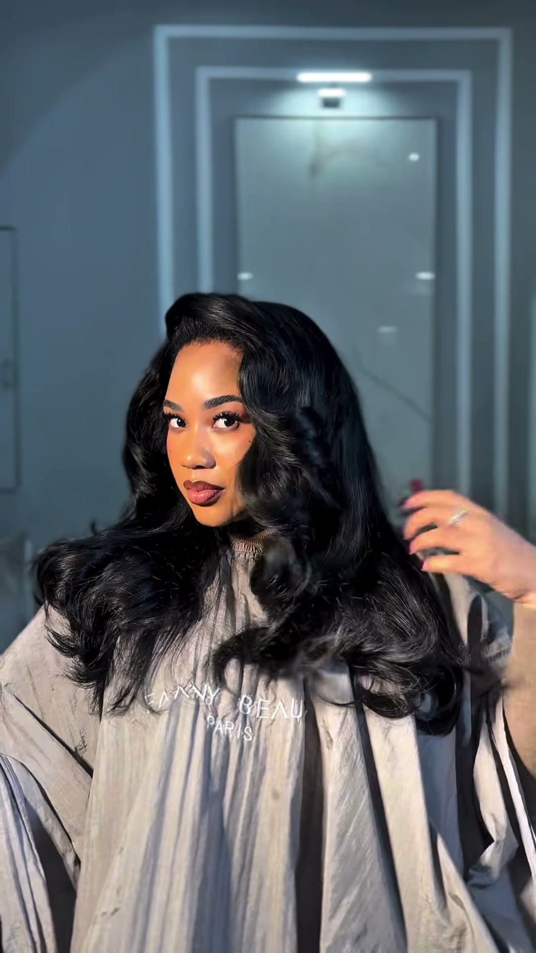 Vidéo Tissage versatile ou faux middle part chez Fanny's Beauty