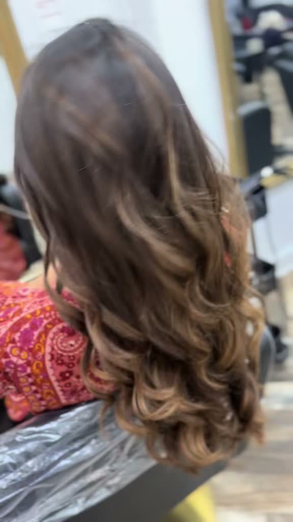 Vidéo Brushing soin botox chez Sarah Lissage Paris