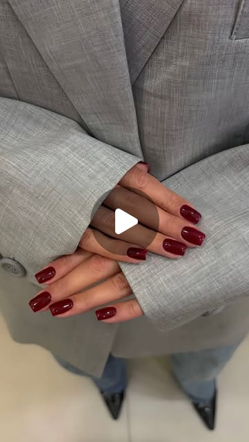 Vidéo Pose de Vernis Semi-Permanent chez Secret Nails Beauty Bar