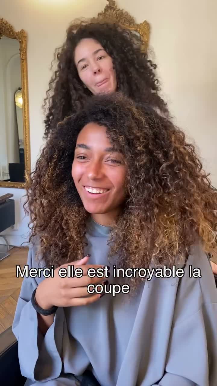 Vidéo Rituel profond coa chez Tessa hair Artist
