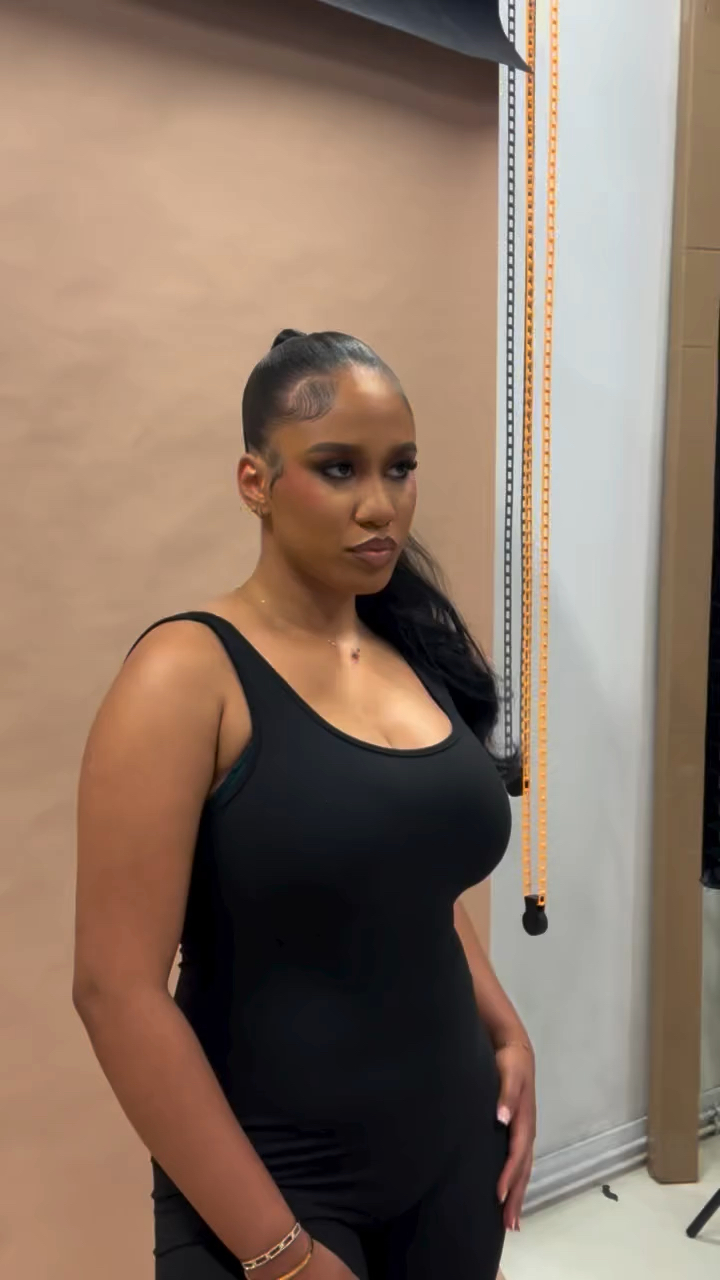 Vidéo Ponytail barbie chez PLDA HAIR