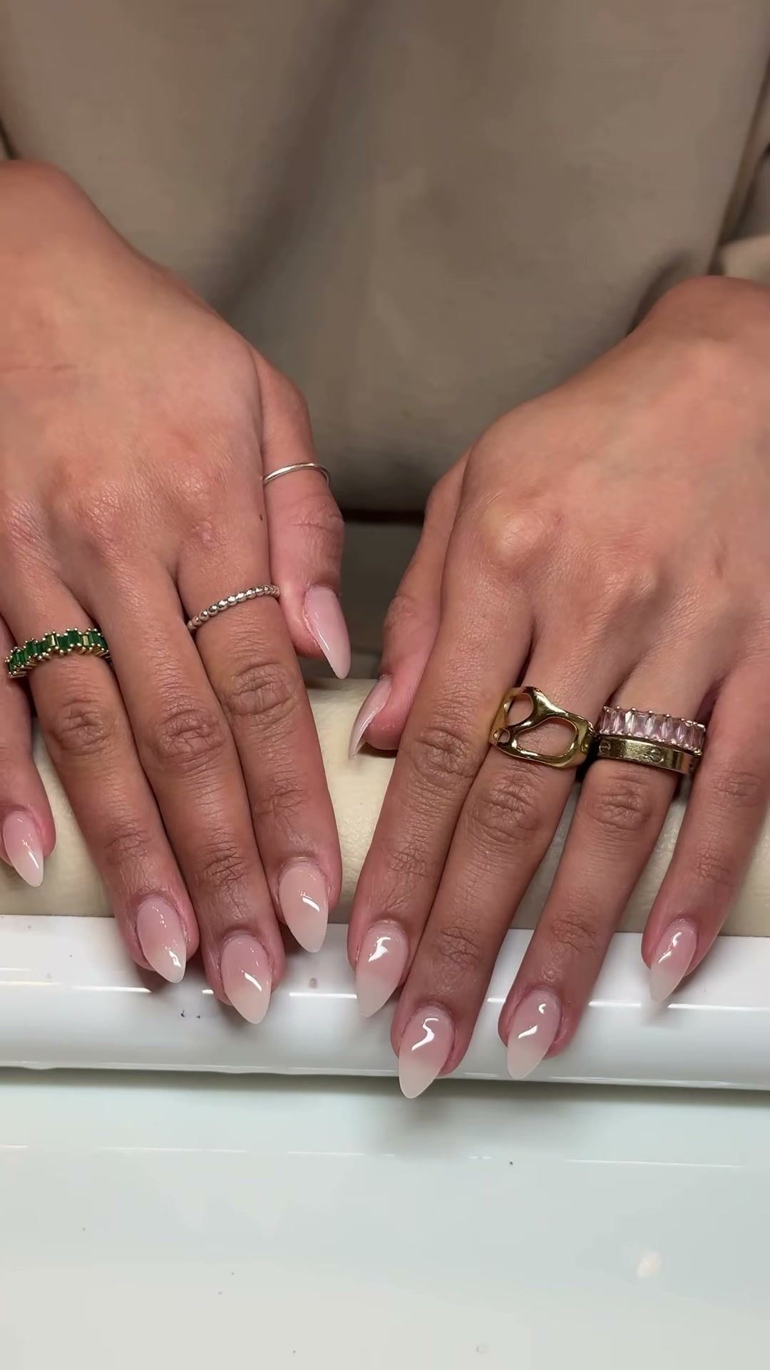 Vidéo Gainage biab renforcement soin the gel bottle chez Rouge Paris 17 Batignolles