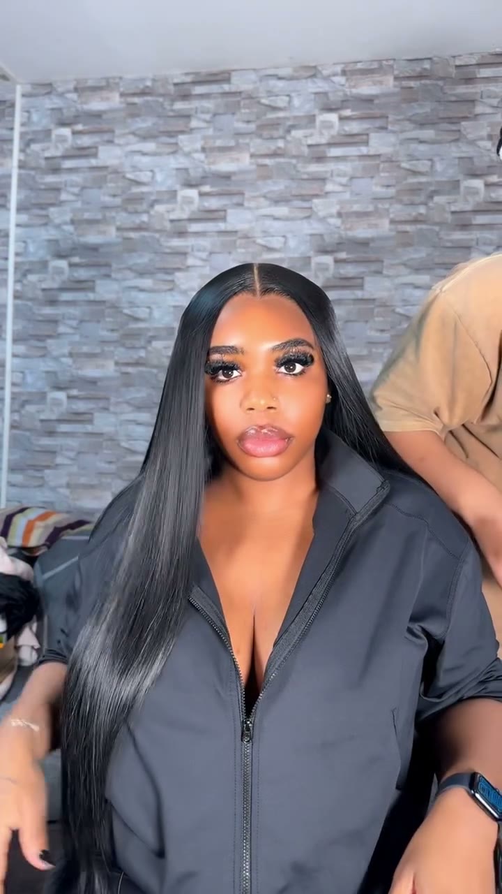 Vidéo Pose Frontal Wig chez Lacedd by Gigi