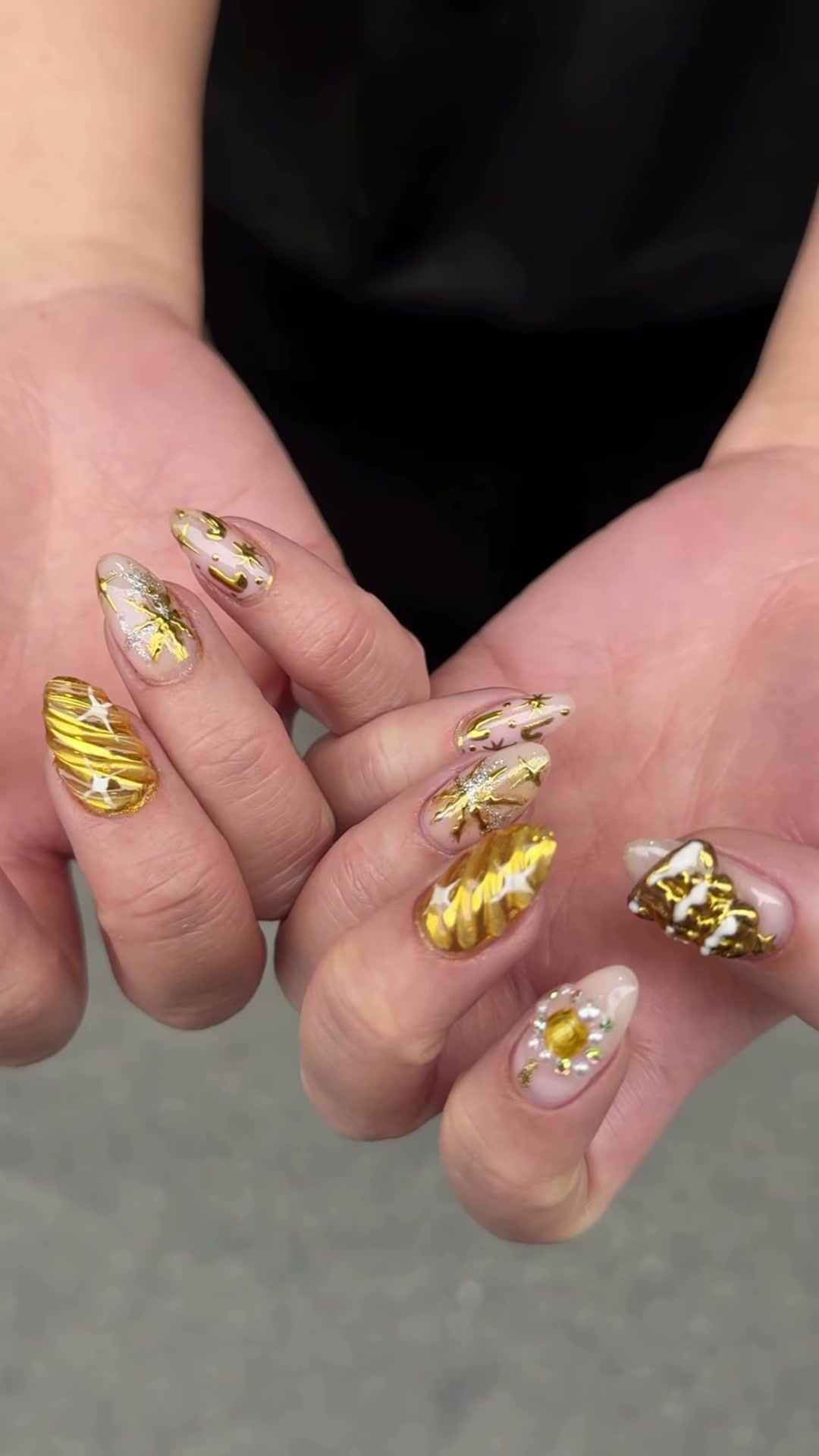 Vidéo Nail Art chez Rouge Levallois