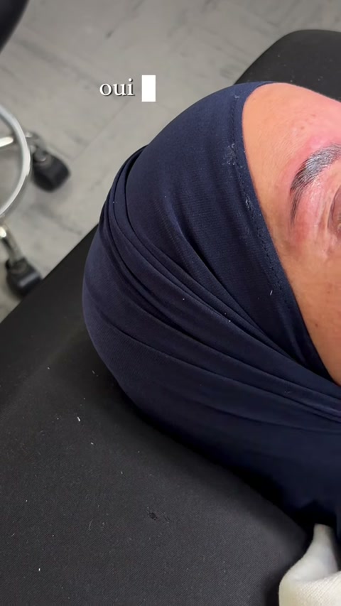 Vidéo Rehaussement de cils coréen/ Coloration/ Soin botox chez Browlift by HK