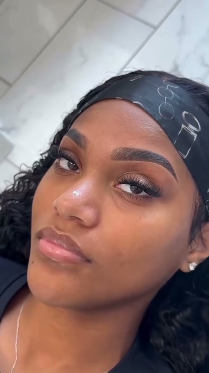 Vidéo Microblading : 110€ au lieu de 230€ chez Studio Elle Paris