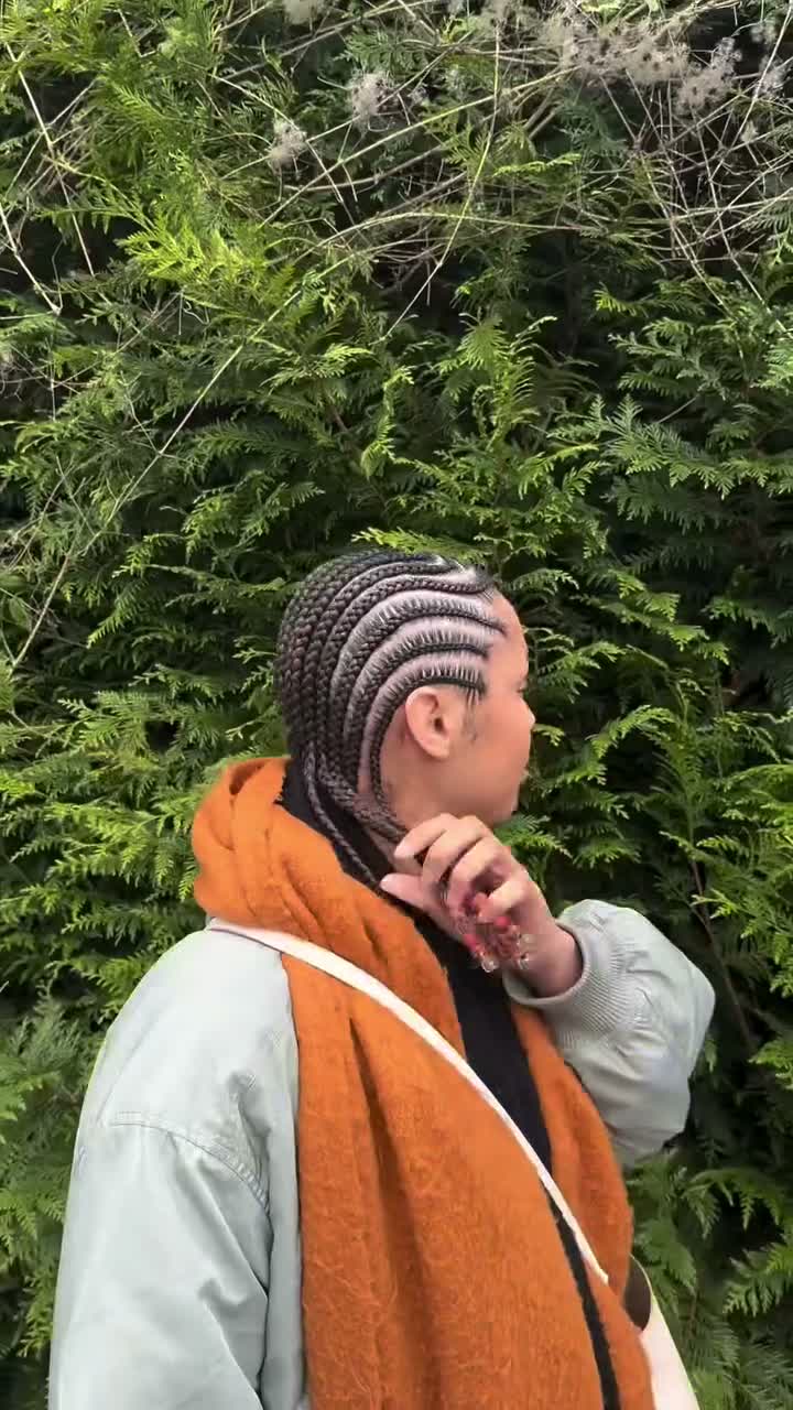 Vidéo Tresses collées demi tête classic chez Braidsquad