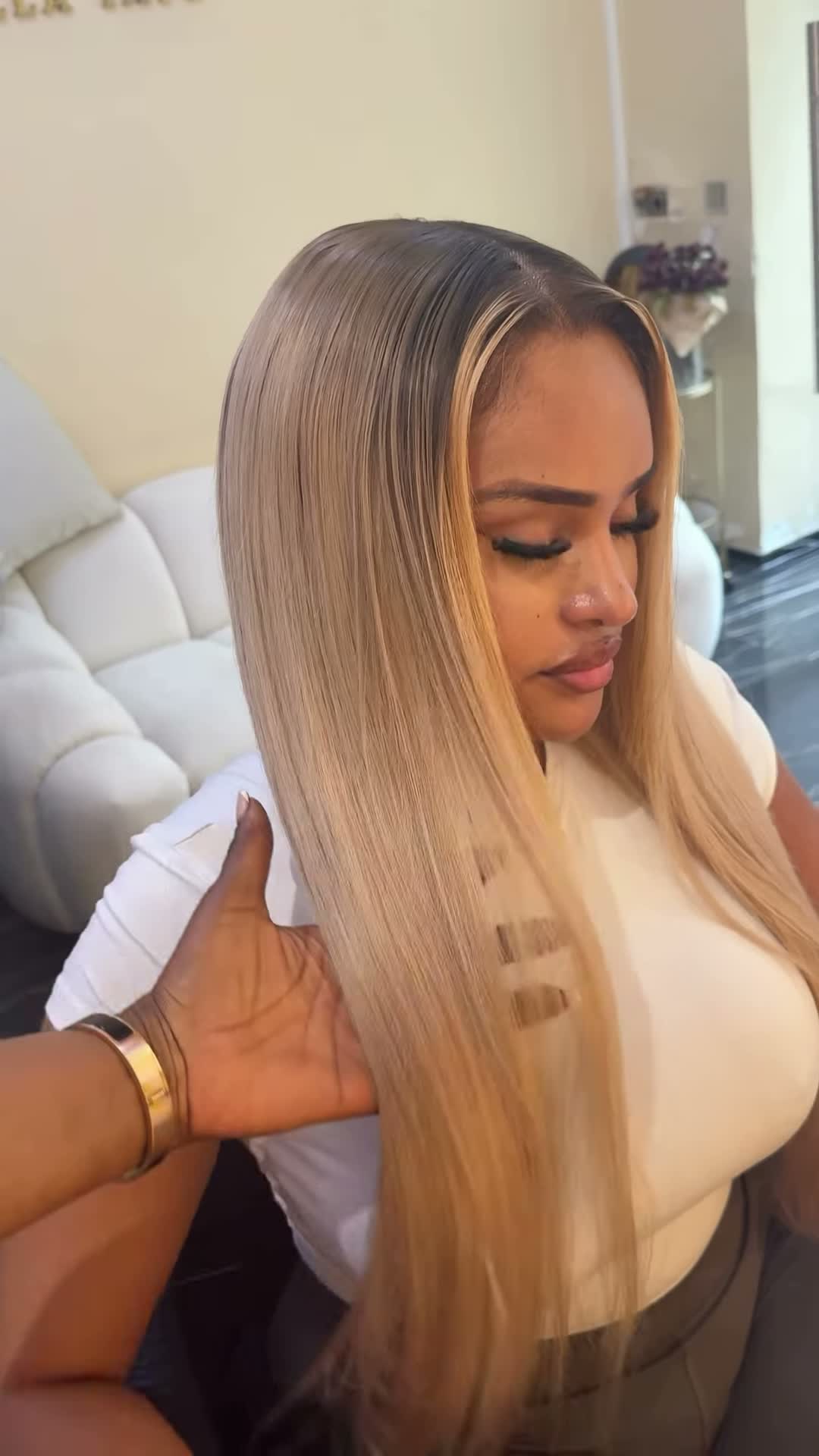 Vidéo Tissage Closure chez Stella Yato Salon