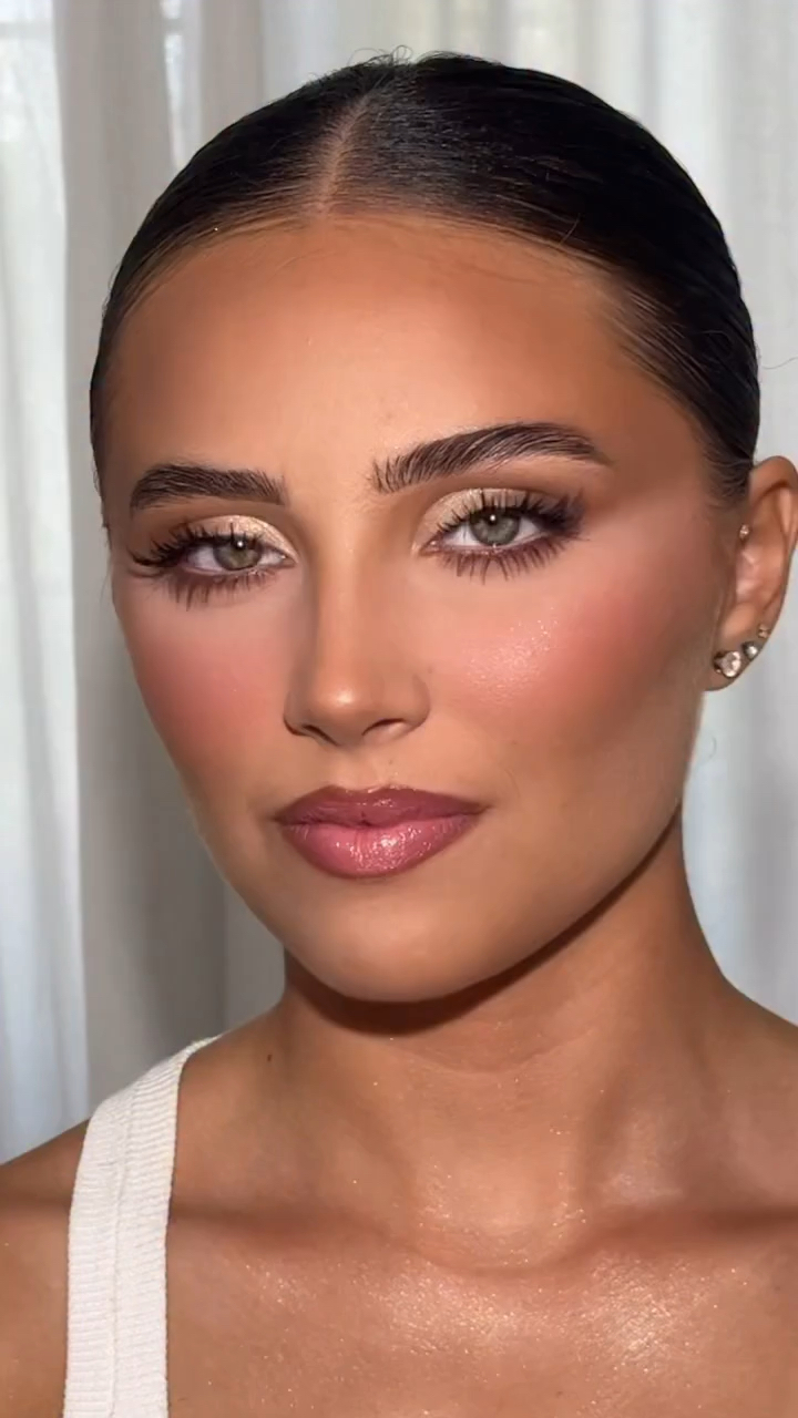 Vidéo Makeup chez Blushbyines