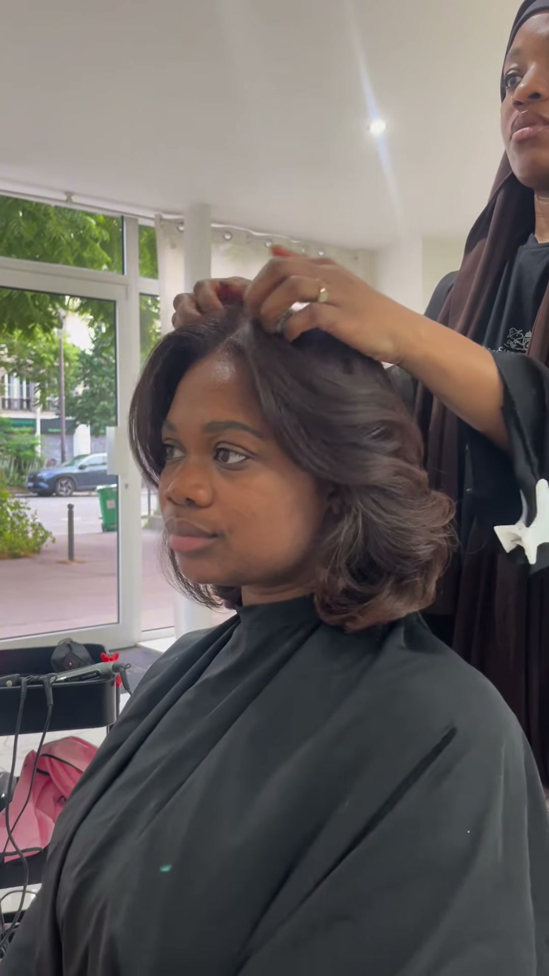 Vidéo Coloration UNI - Cheveux mi-longs chez Afrikan cut🌟