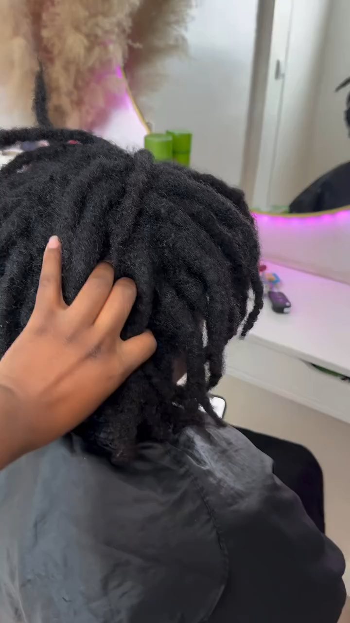 Vidéo Coco twist longueur mi-dos chez Kitoko Gurl