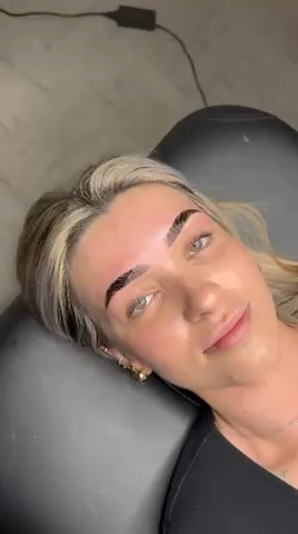 Vidéo Pack brows chez Browlift by HK