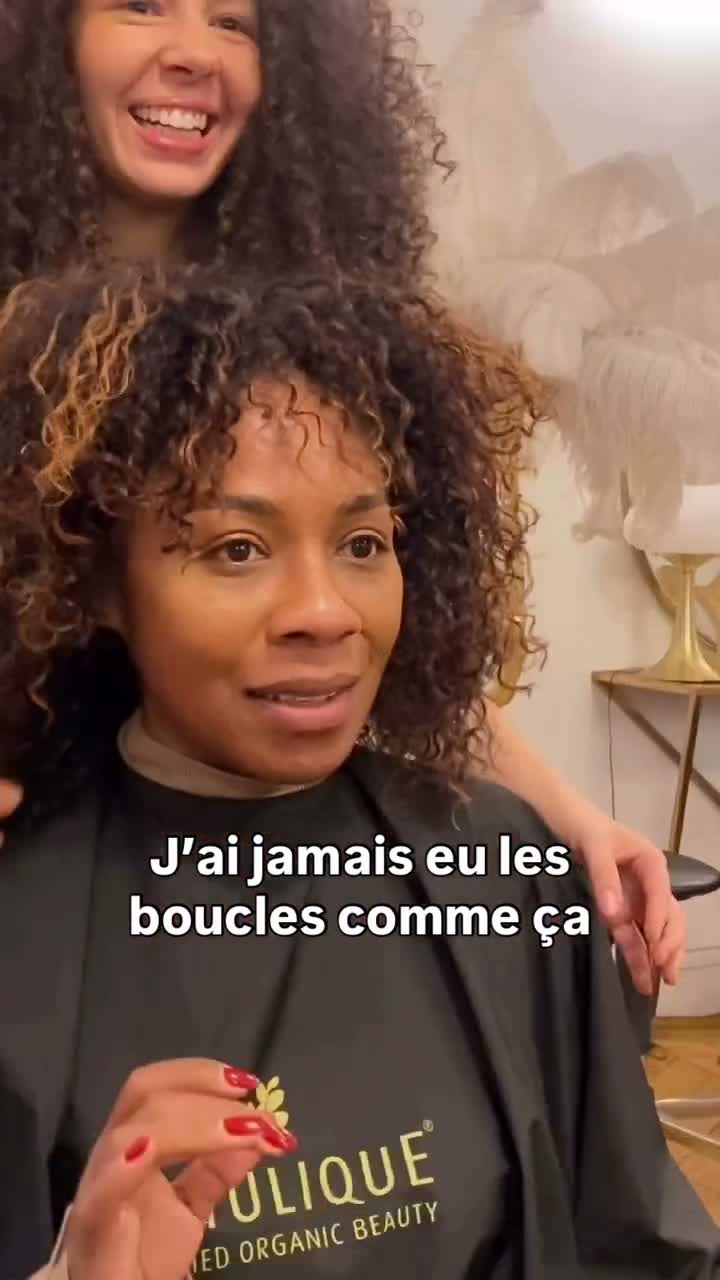Vidéo Rituel profond coa chez Tessa - L'appartement Royal