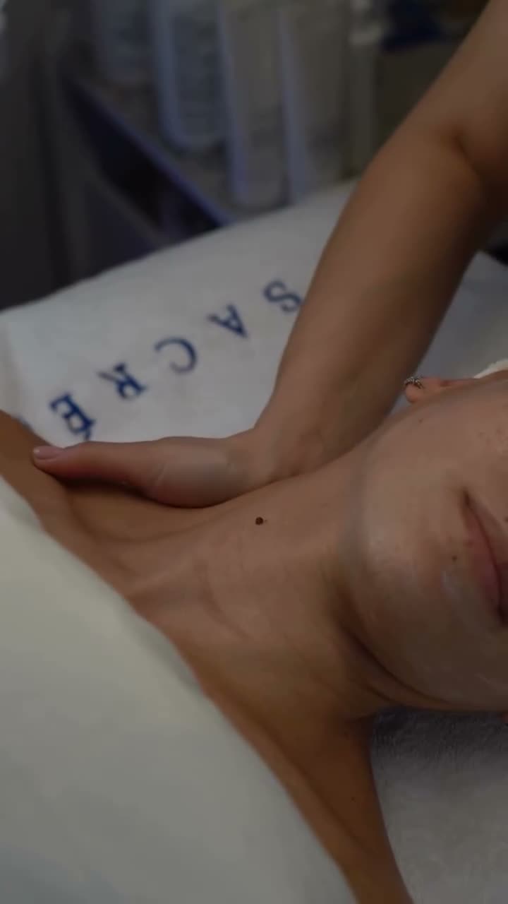 Vidéo Le Protocole Sacrée chez sacree paris esthetique
