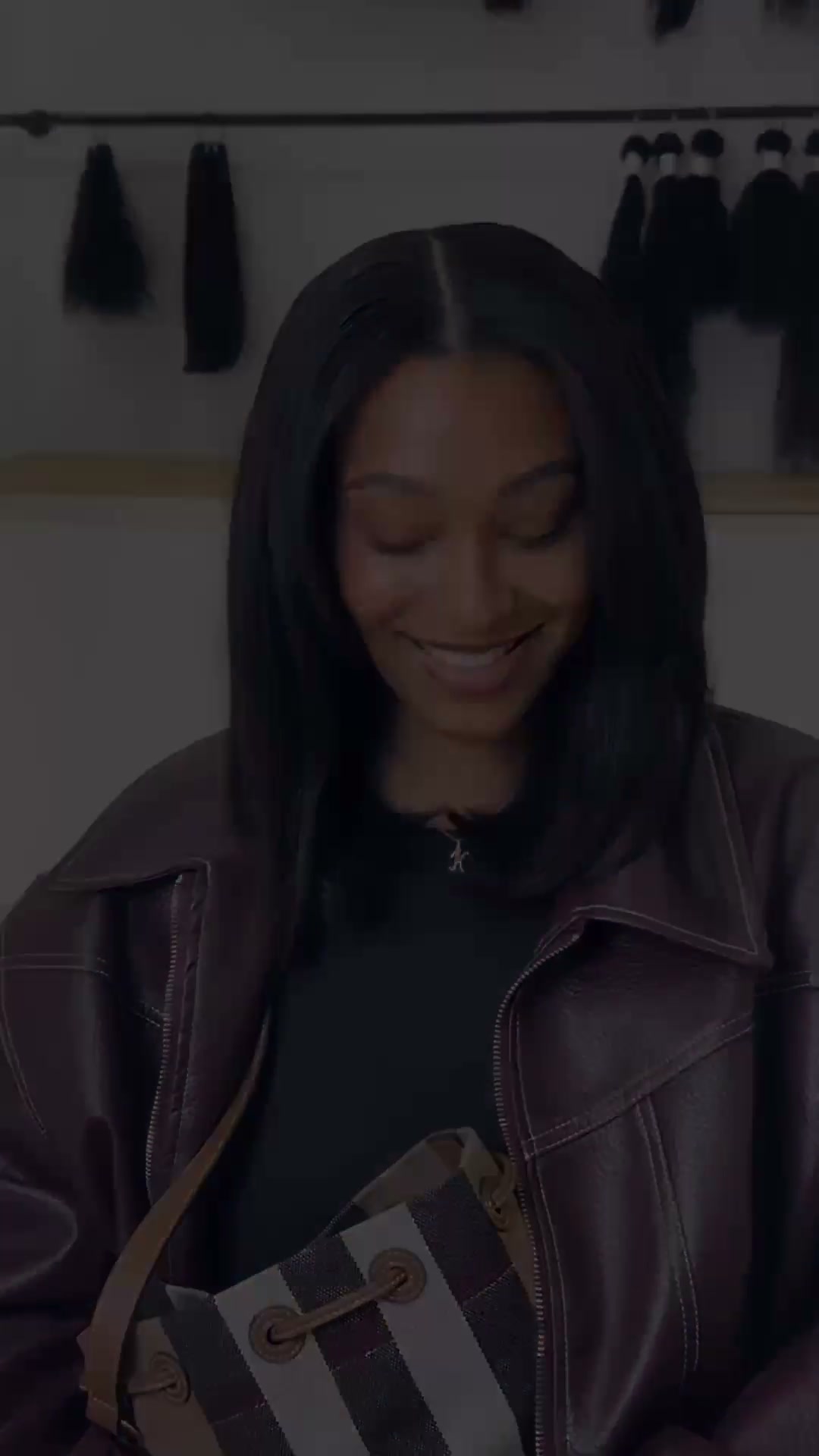 Vidéo Chic prestige ✨ - cheveux raw hair chez Velvety Paris