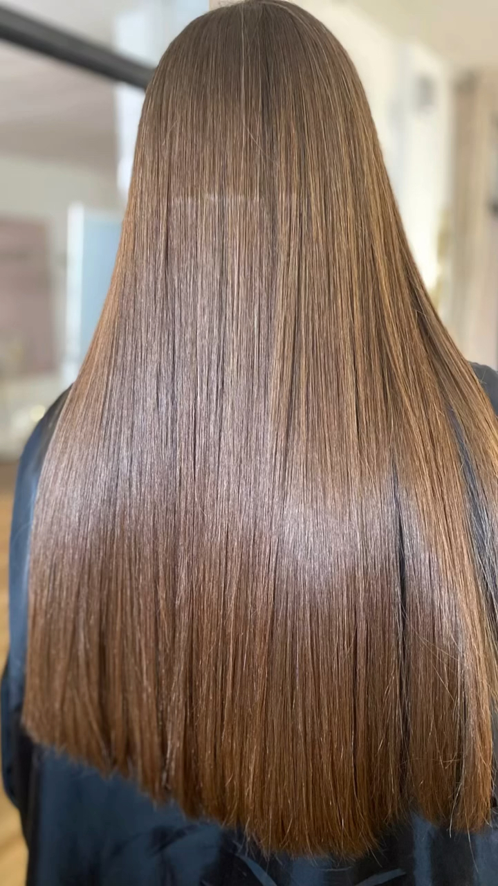 Vidéo Lissage Indien - cheveux longs chez Farah beaute