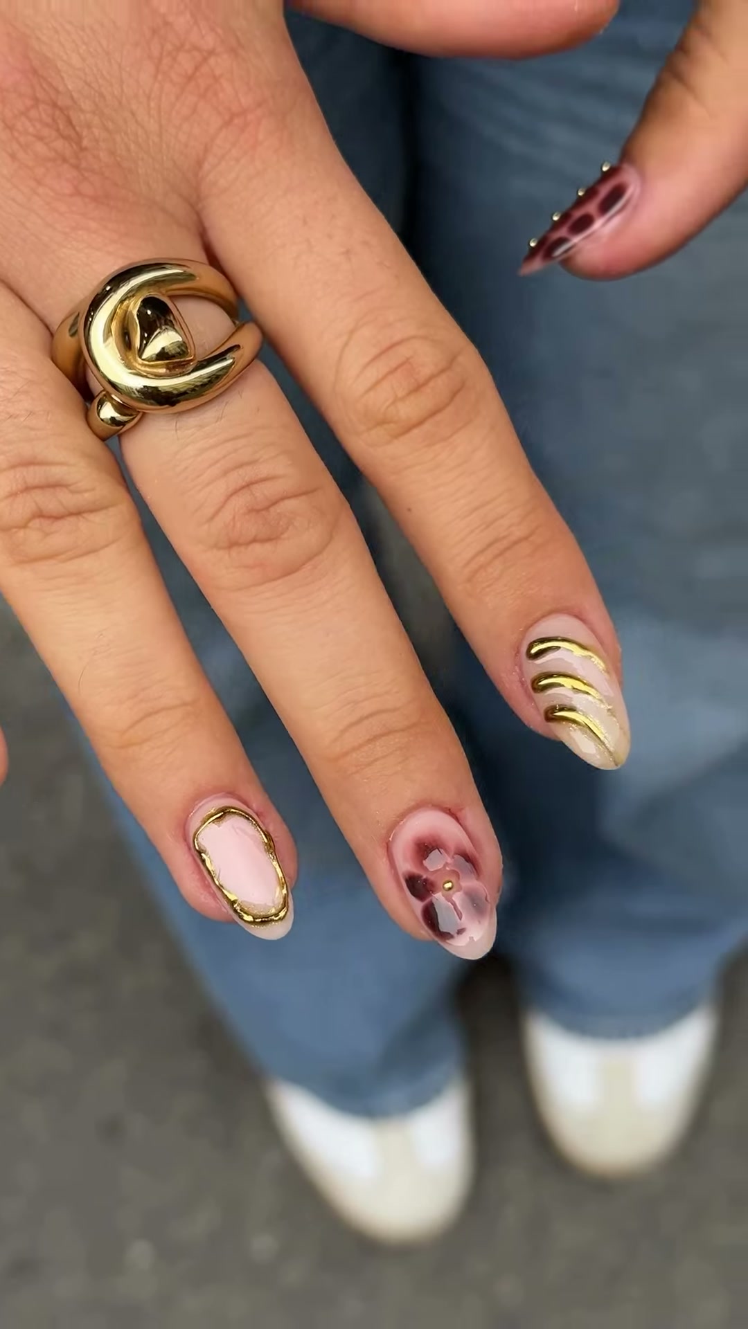 Vidéo Nail Art chez Rouge Paris 17 Batignolles