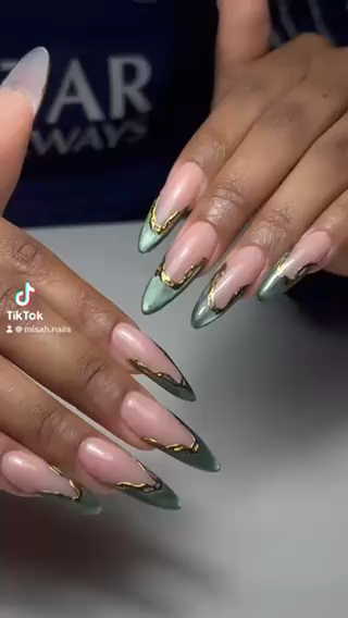 Vidéo Extension 100% Gel chez Misah Nails