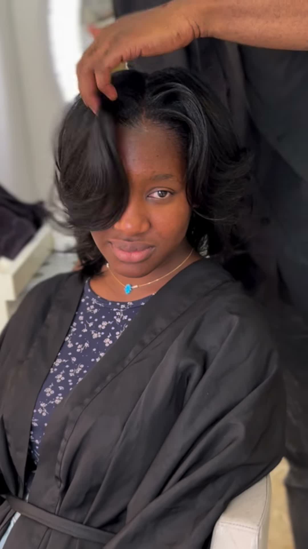Vidéo Shampoing & soin - Shampoo & care chez IBE - International Beauty Expert