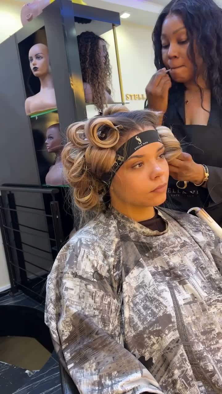 Vidéo Pose de Perruque Frontale/Closure chez Stella Yato Salon