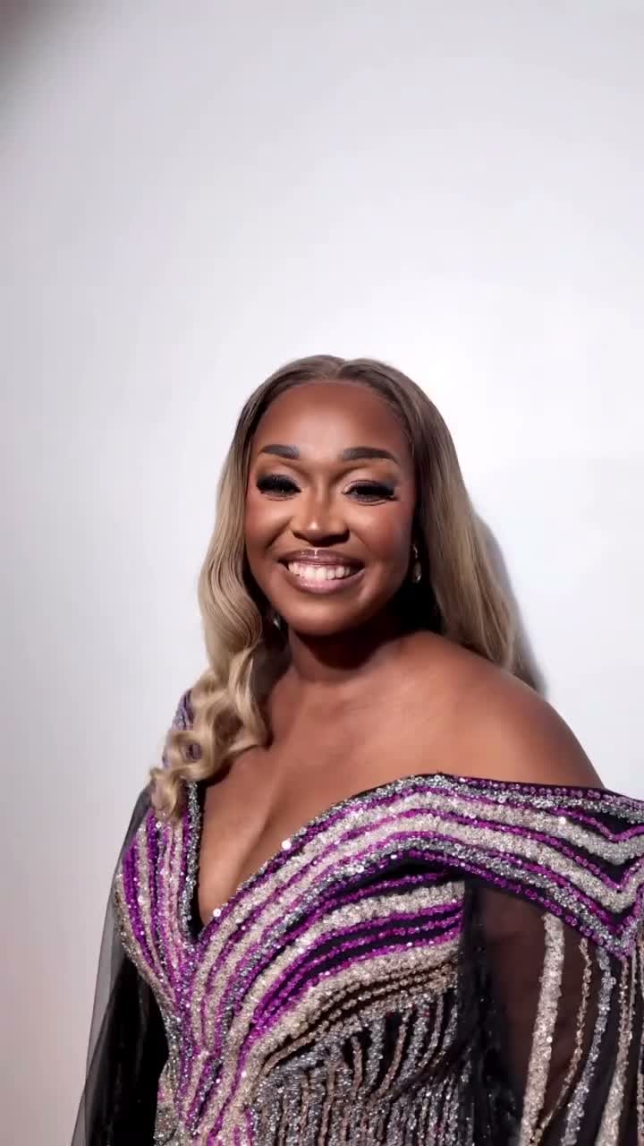 Vidéo Full glam chez Christella Faces