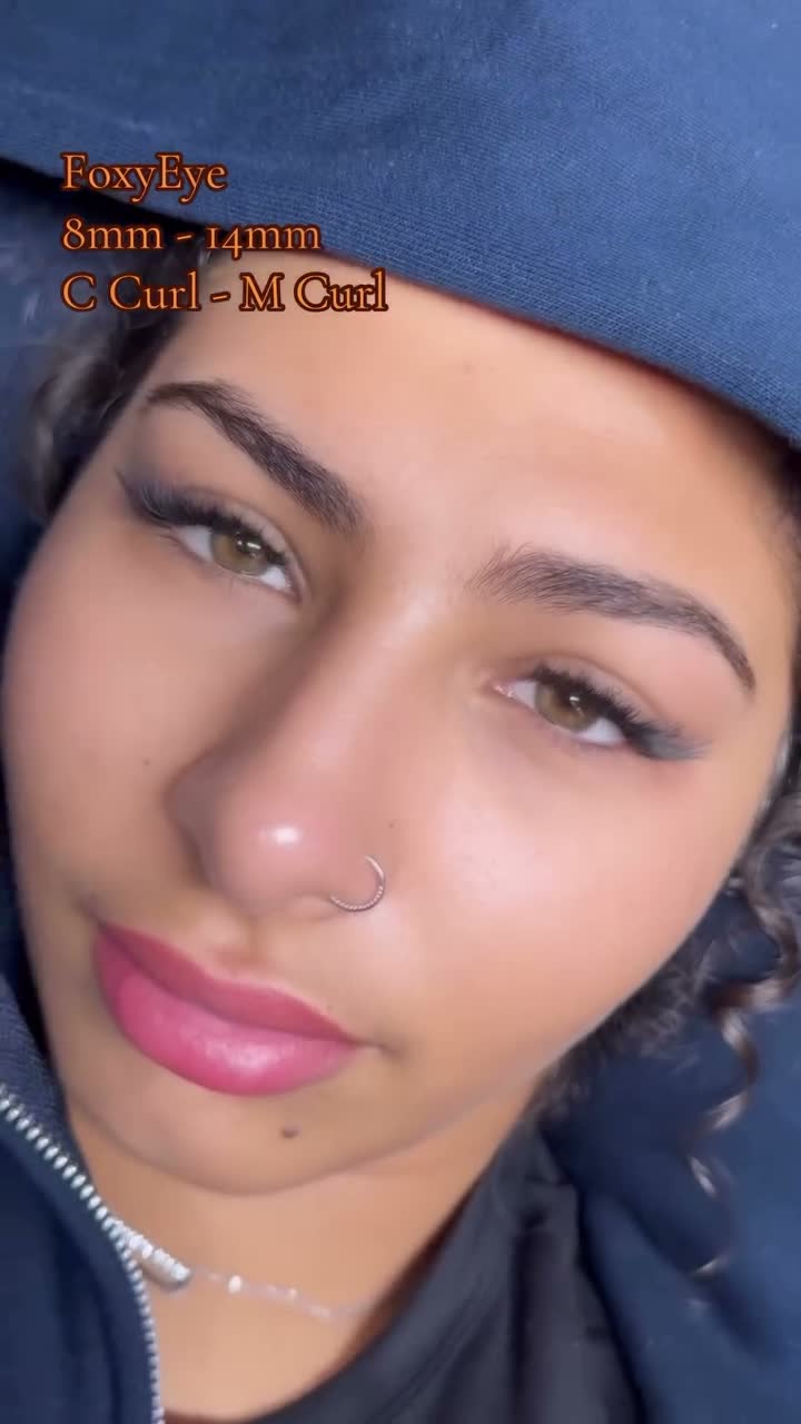 Vidéo Pose Foxy Eye chez 1717Lashes