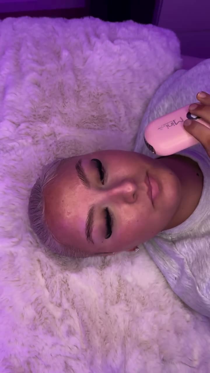 Vidéo Siren volume set♡︎: Volume russe intense chez Lashed by Nelly