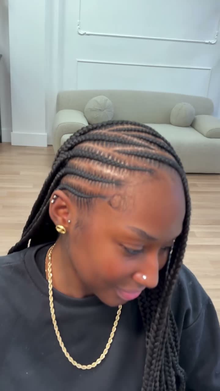 Vidéo Nattes Knotless chez G L O R Y COIFFURE