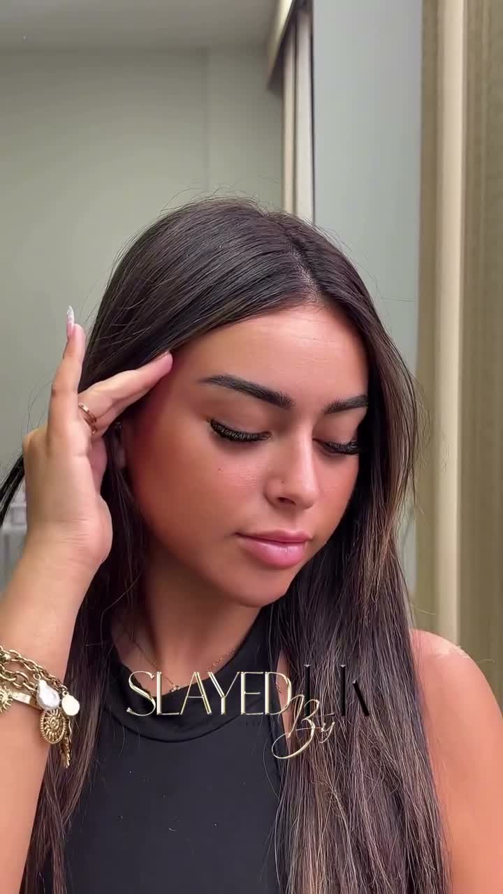 Vidéo Strip Lashes chez Slayed By LK