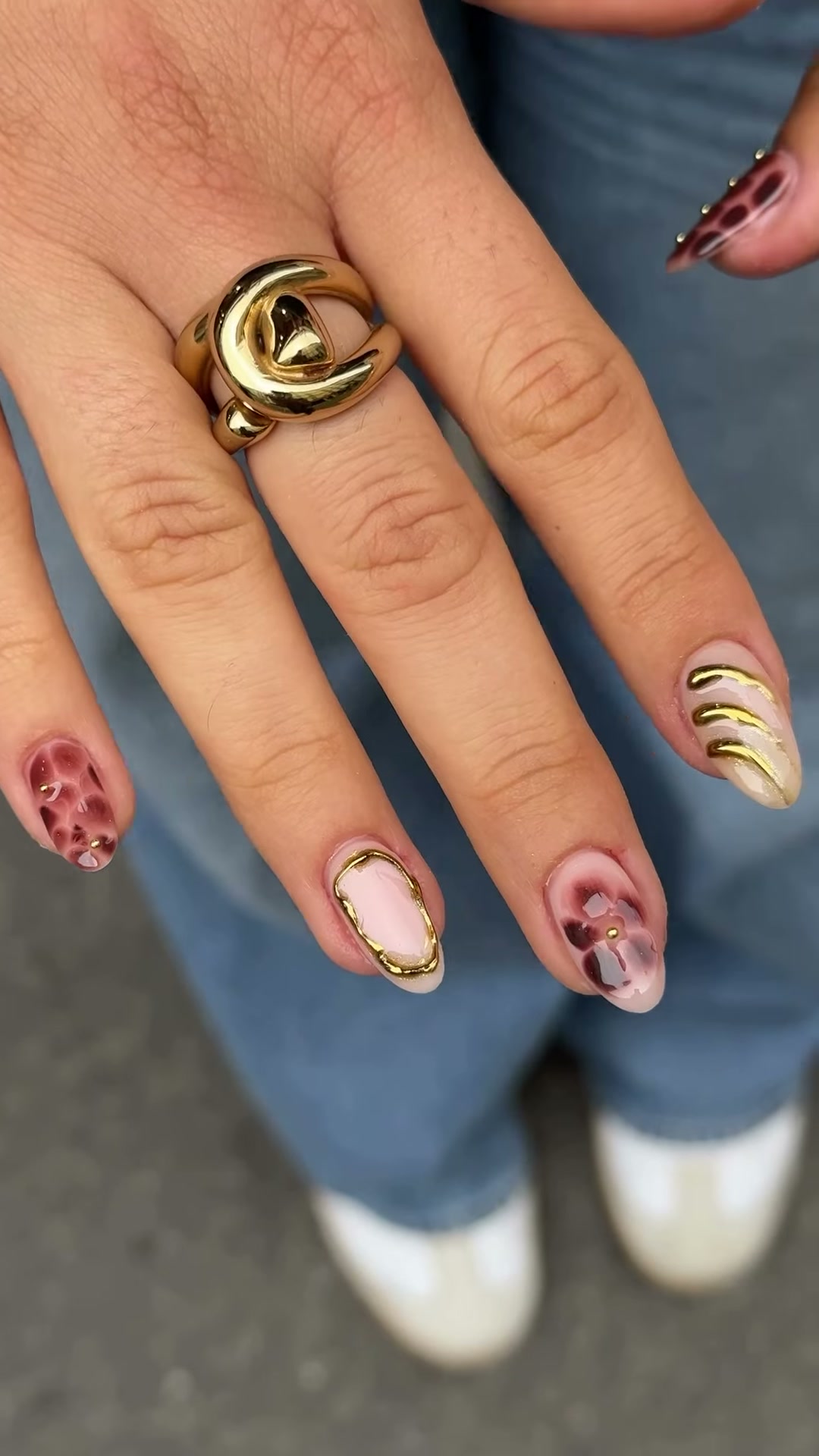 Vidéo Consultation et devis Nail Art chez Rouge Paris 4