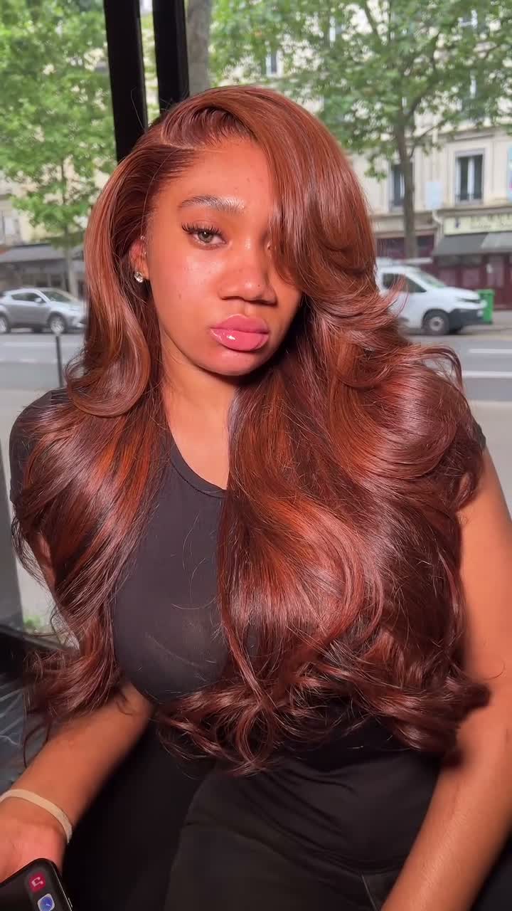 Vidéo Pose Perruque Closure/Frontale/360 chez Stella Yato Salon