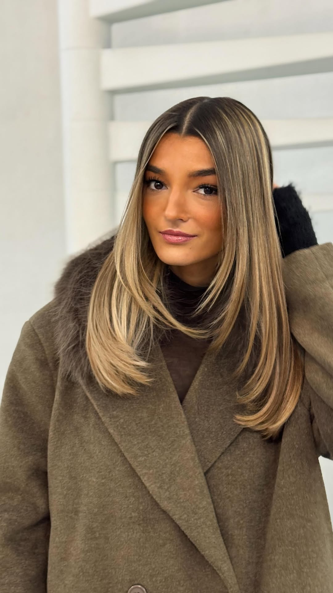 Vidéo Balayage signature chez Salon Elysées Paris